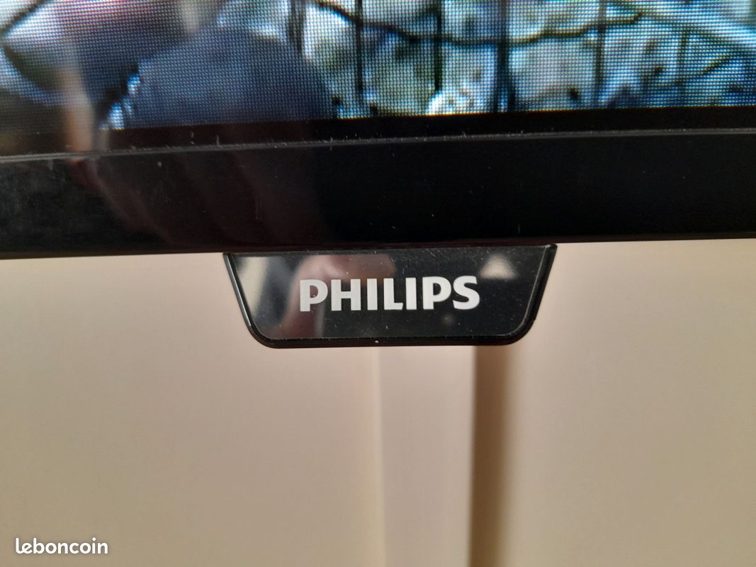 TV Phillips 40 pouces HDMI et peritel (image 2)