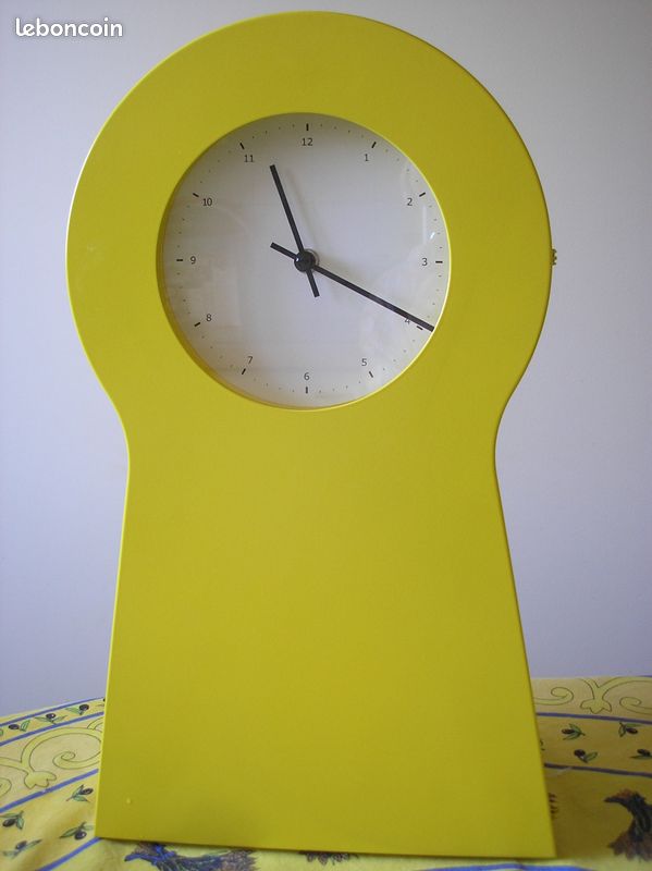 Pendule Ikea PS 1995 en Métal Jaune (image 1)