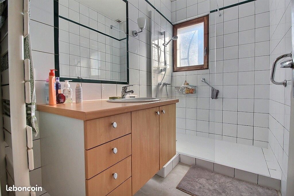 Propriété 7 pièces 140 m² (image 9)