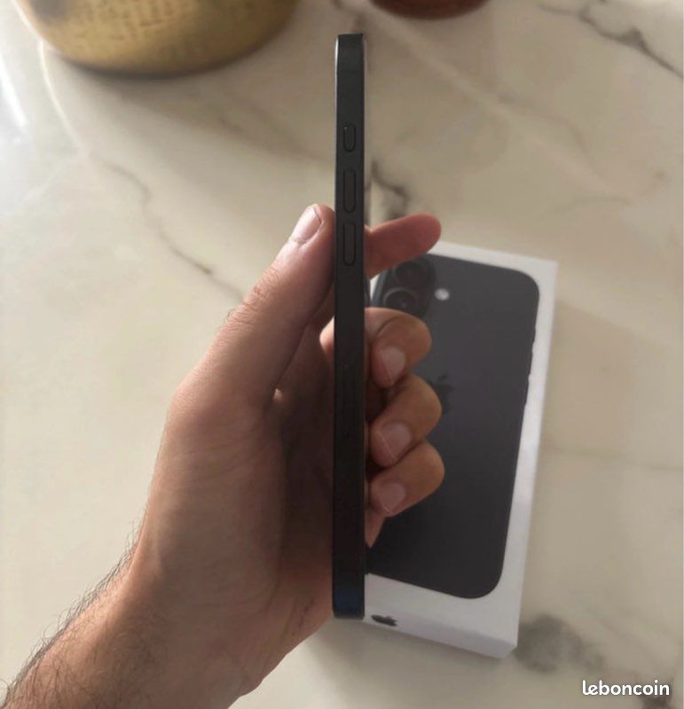 IPhone 16 Plus 256gb Black (image 3)