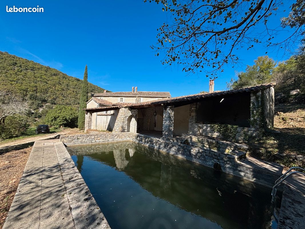 Maison 10 pièces 290 m² · à Saint-Thomé · 290 m² · 395 000 €