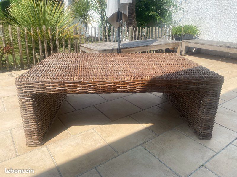 Table basse de salon en rotin (image 2)