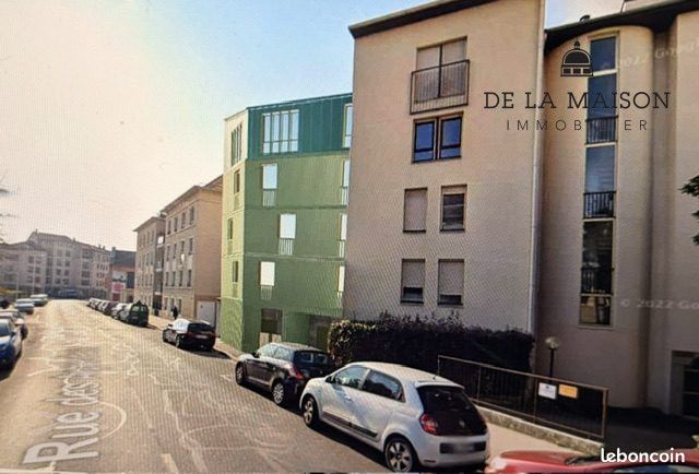 Terrain 825 m² · à Lyon · 825 m² · 1 300 000 €