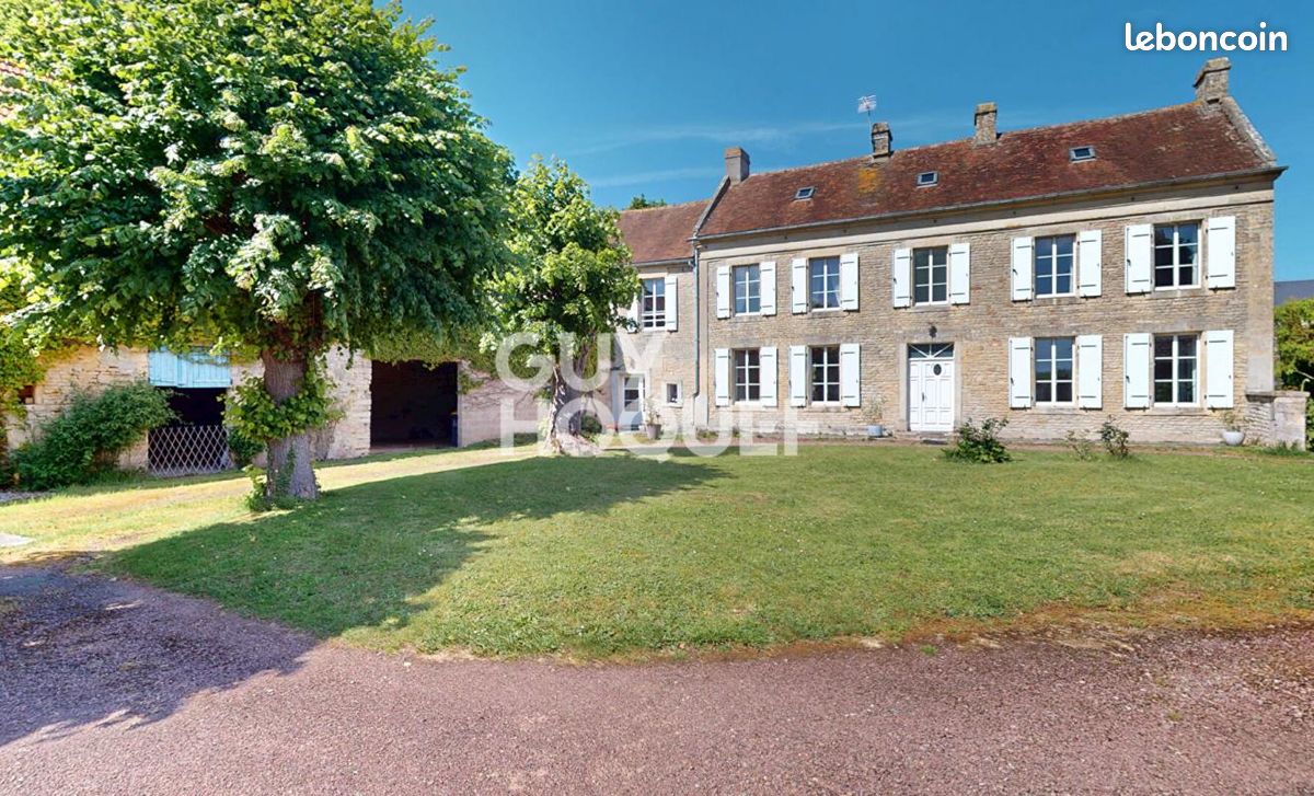 Maison 6 pièces 172 m² · à Périers-sur-le-Dan · 172 m² · 836 000 €