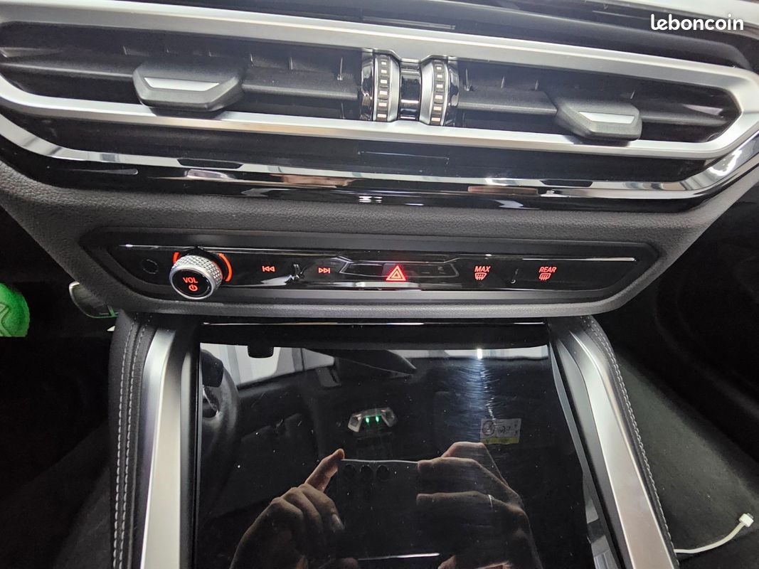 BMW 420i cabriolet M Sport / feux laser / ecrans full curvate display / siege chauffant / chauffage de nuque / régulateur auto adaptatif / feux auto / essuie-glace auto / volant chauffant / hayon ... (image 20)