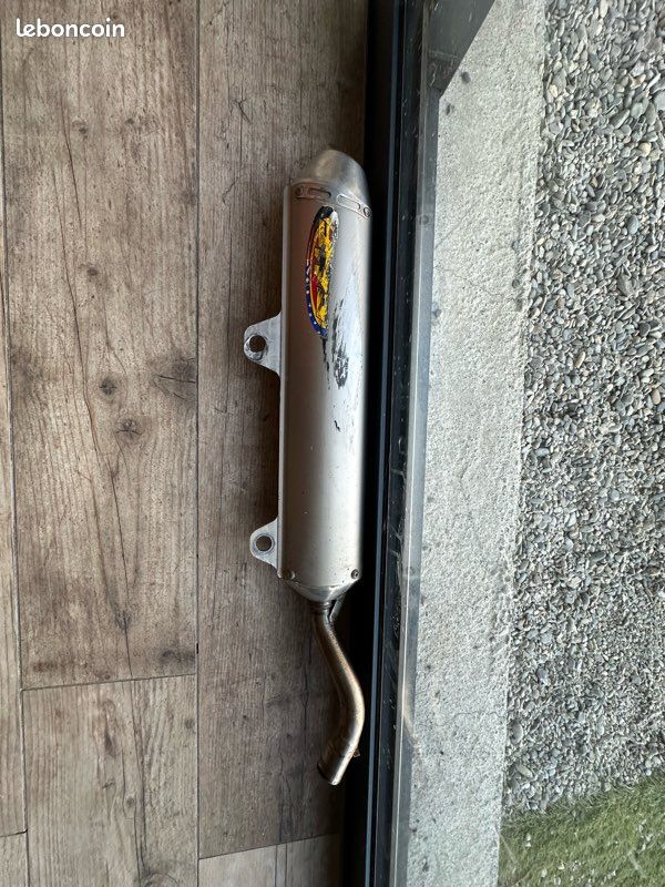 FmF échappement (image 1)