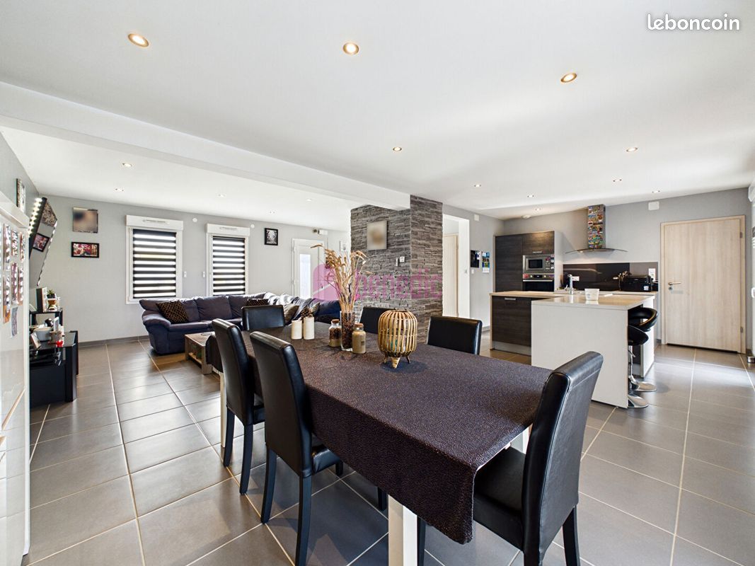 Maison 5 pièces 121 m² · à Montois-la-Montagne · 121 m² · 349 000 €