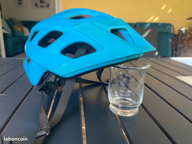 Casque vélo IXS taille S-M (image 1)