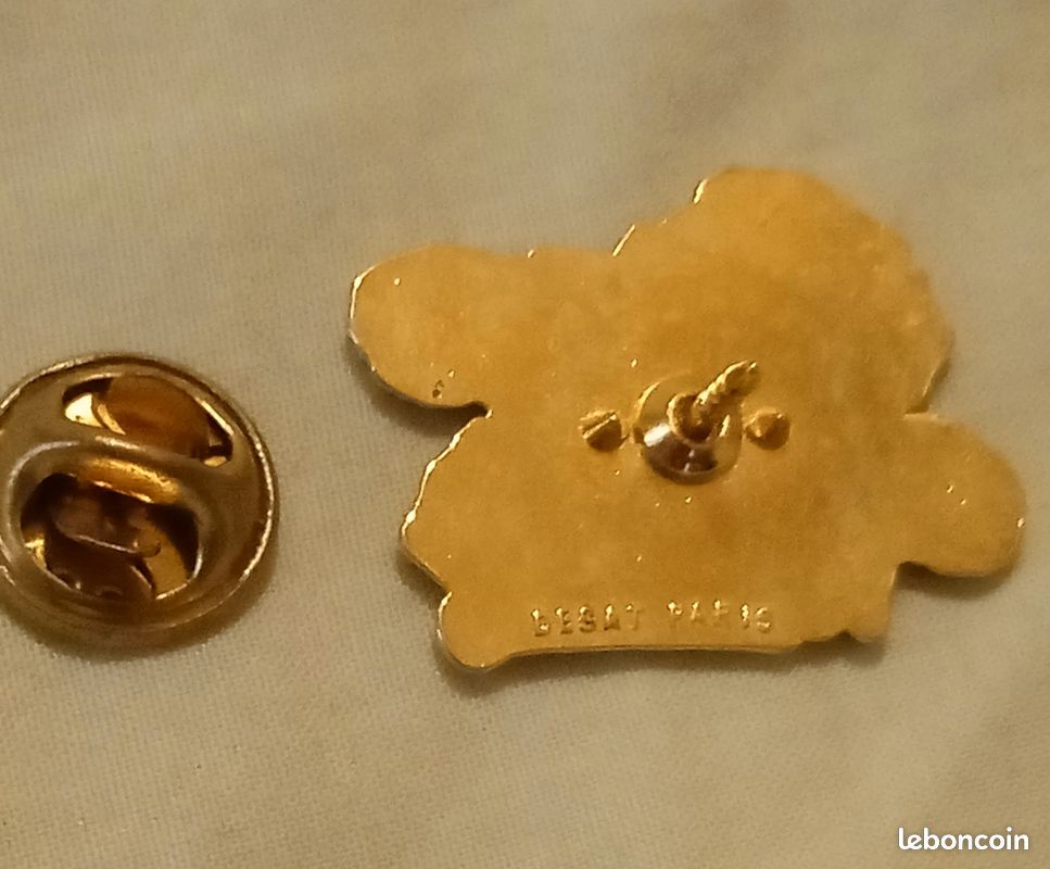 Pin's Chanteur Renaud – Numéro 3 – Collection Célébrités