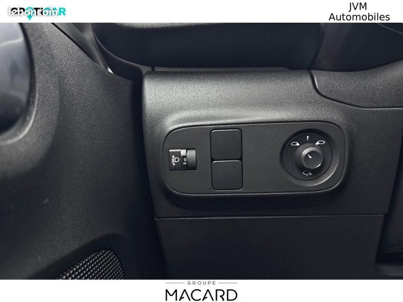 Citroen C3 1.5 BlueHDi 100ch S&S Feel Business E6.d (image 40)