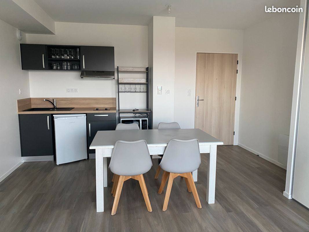 Appartement 2 pièces 43 m² · à Les Herbiers · 43 m² · 610 €
