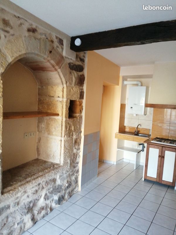 Appartement 2 pièces 40 m² · à Rignac · 40 m² · 330 €/mois