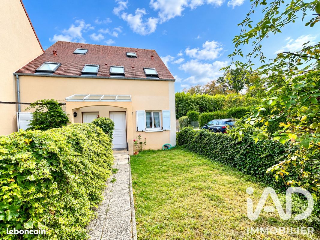 Maison 4 pièces 64 m² · à Montfort-l'Amaury · 64 m² · 309 000 €