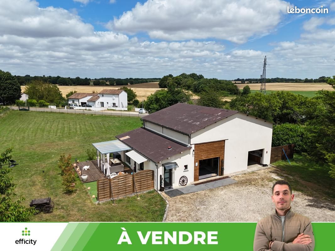 Maison 4 pièces 105 m² · à Blanzay · 105 m² · 123 000 €