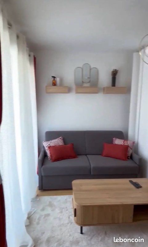 Canapé lit (image 1)
