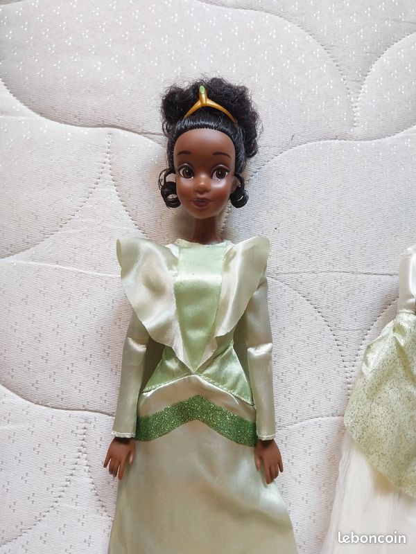Poupée Tiana Robe Verte Restaurant de Tiana Playset Coffret Disney (image 2)