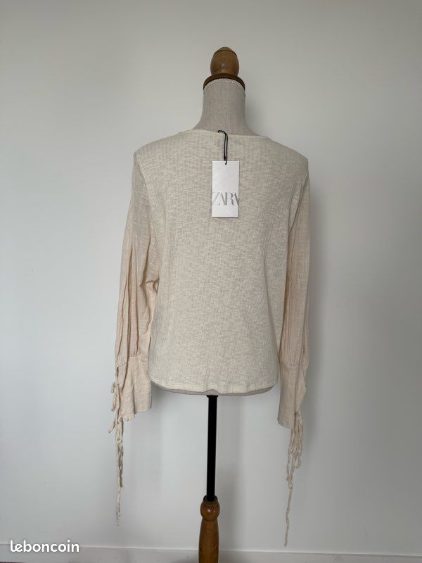 Blouse manches longues Zara neuf crème L 40 Haut Zara femme