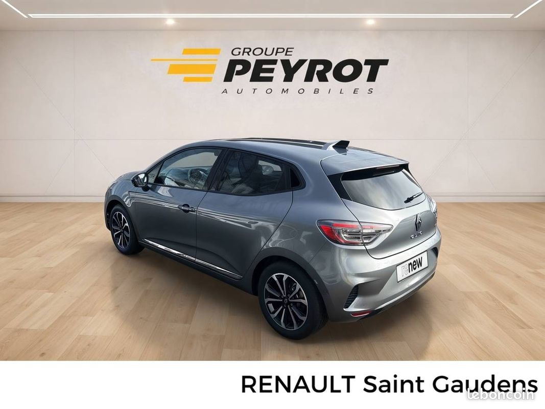 RENAULT Clio E-Tech full hybrid 145 ch GSR2 Techno (image 7)