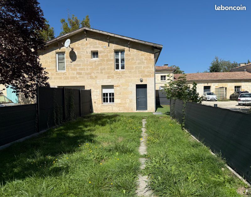 Loue appartement duplex