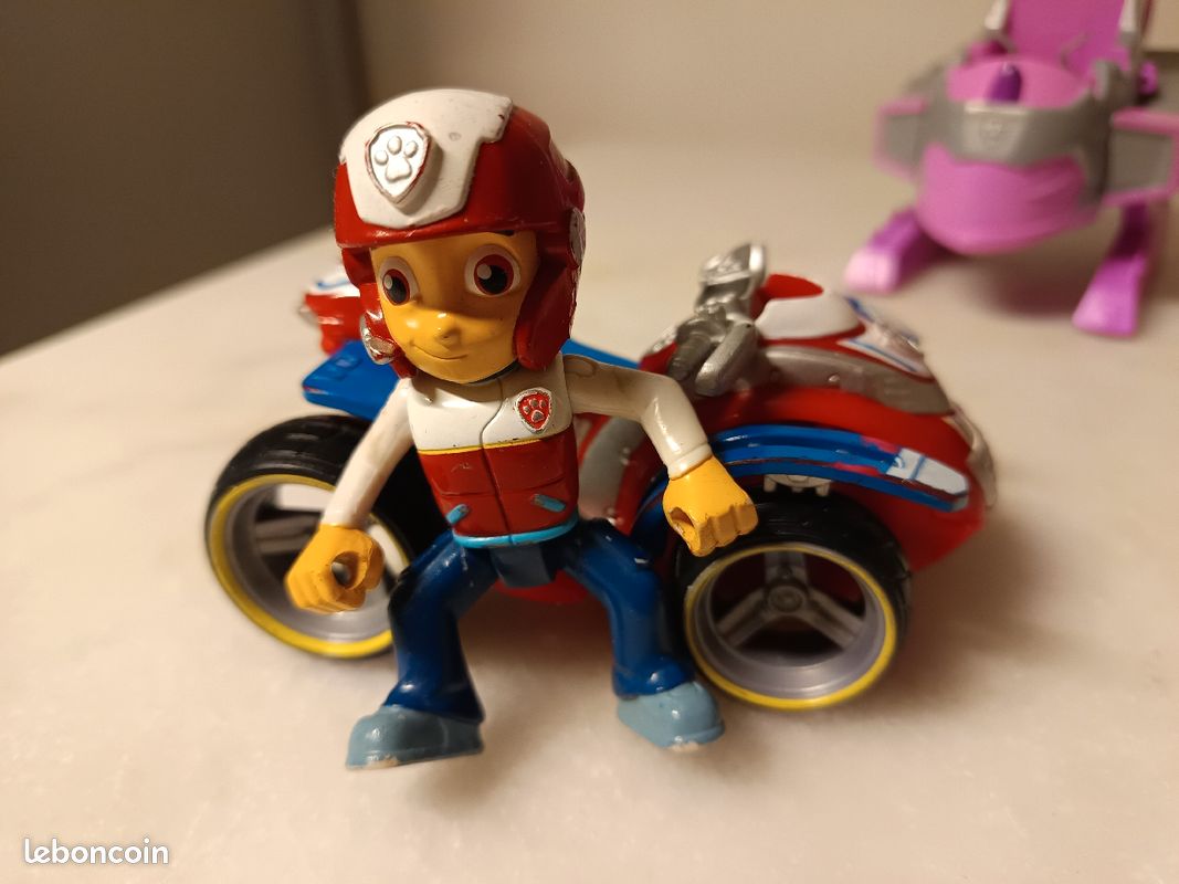 Lot de 7 véhicules Pat Patrouille et leur figurine (image 3)