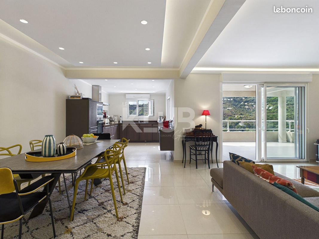 Appartement 4 pièces 103 m² · à Bastia · 103 m² · 489 000 €