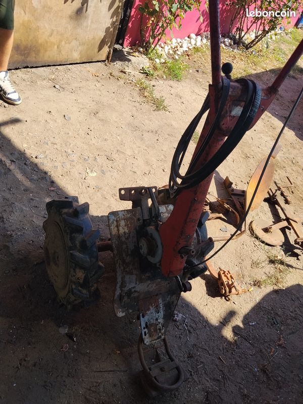 Piece de motoculteur ISEKI KS280 (image 1)