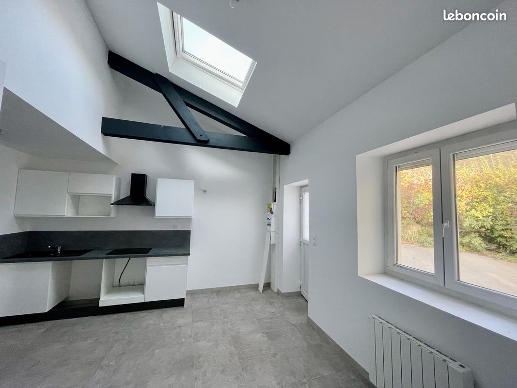 Appartement 3 pièces 48 m² · à Saint-Jean-Bonnefonds · 48 m² · 690 €/mois