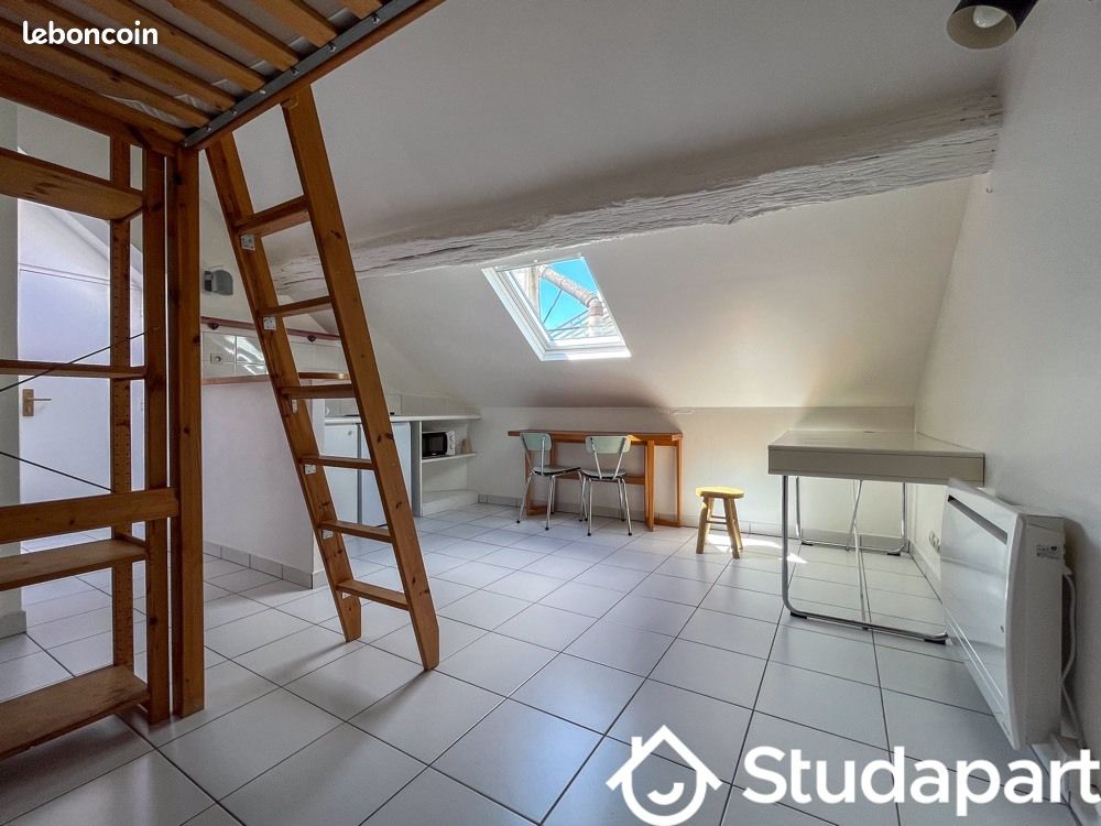 Appartement 1 pièce 18 m² · à Paris · 18 m² · 1 045 €/mois