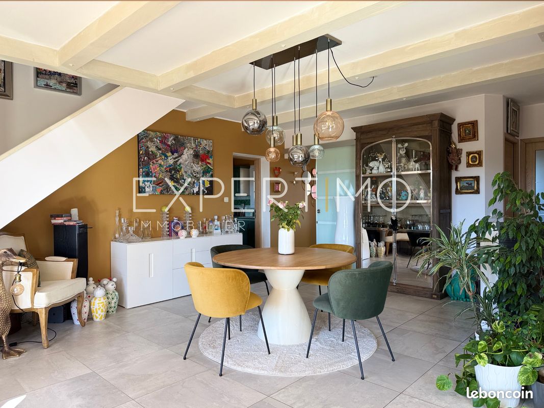 Maison 6 pièces 200 m² · à Forcalquier · 200 m² · 499 000 €