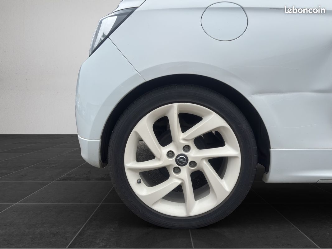 OPEL ADAM 1.4 Twinport 87 ch S/S White Link (image 19)