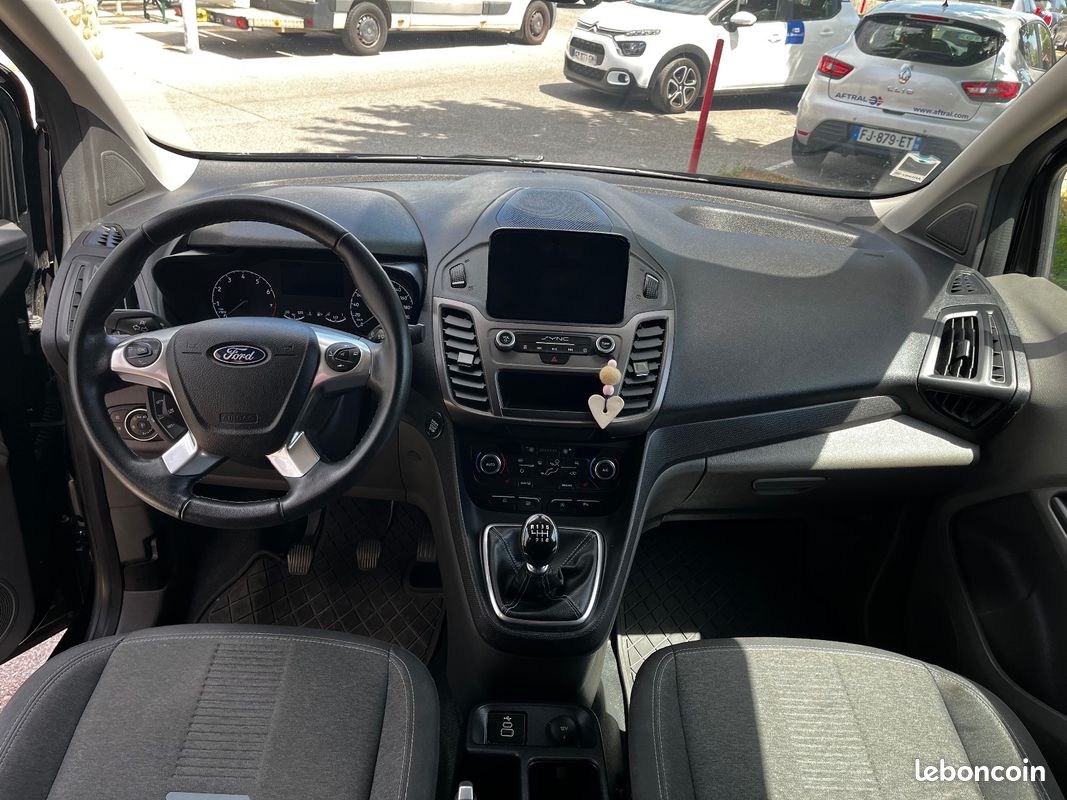 FORD TRANSIT CONNECT KOMBI VAN E85 L1 1.0 E100 Active - Carplay - Caméra de recul (image 16)