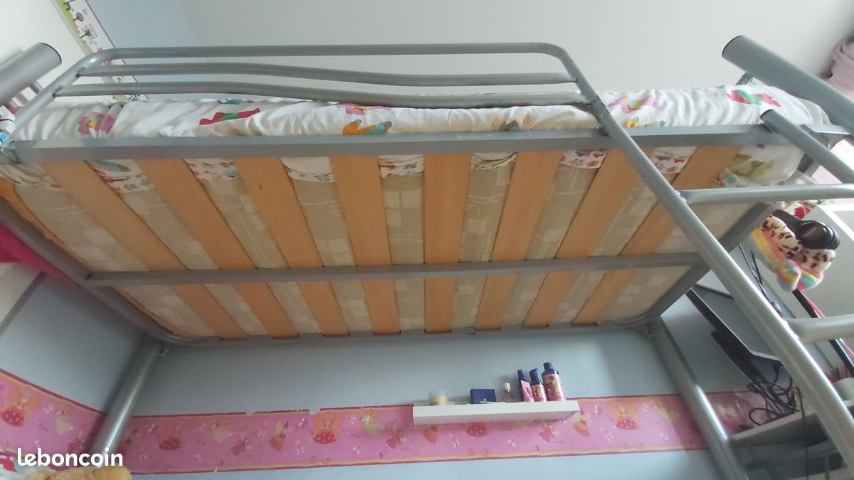 Lits superposés avec matelas (image 2)