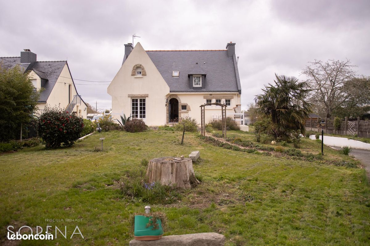Maison 7 pièces 128 m² · à Sainte-Hélène · 128 m² · 376 500 €