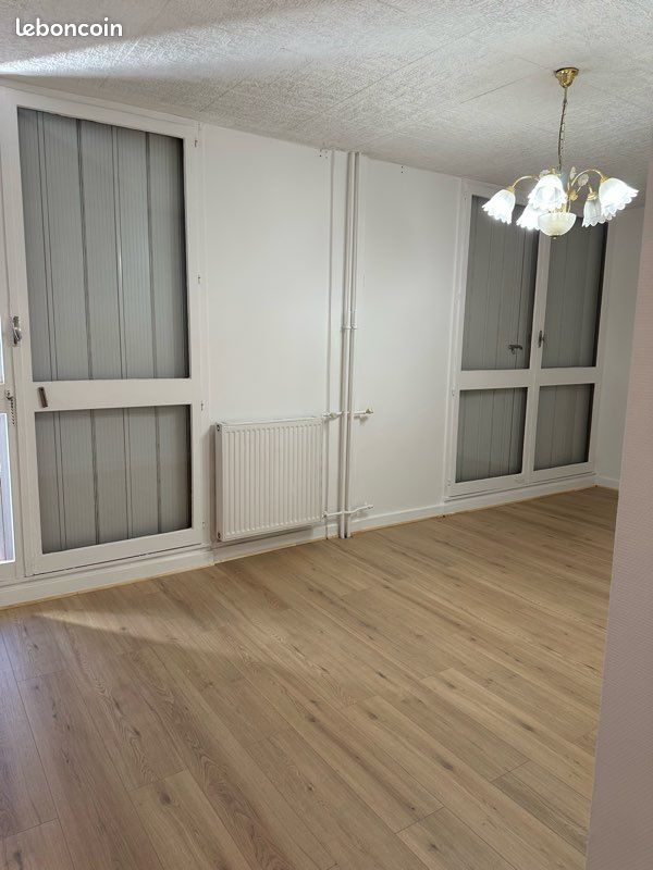 Appartement 4 pièces 71 m² · à Mâcon · 71 m² · 750 €