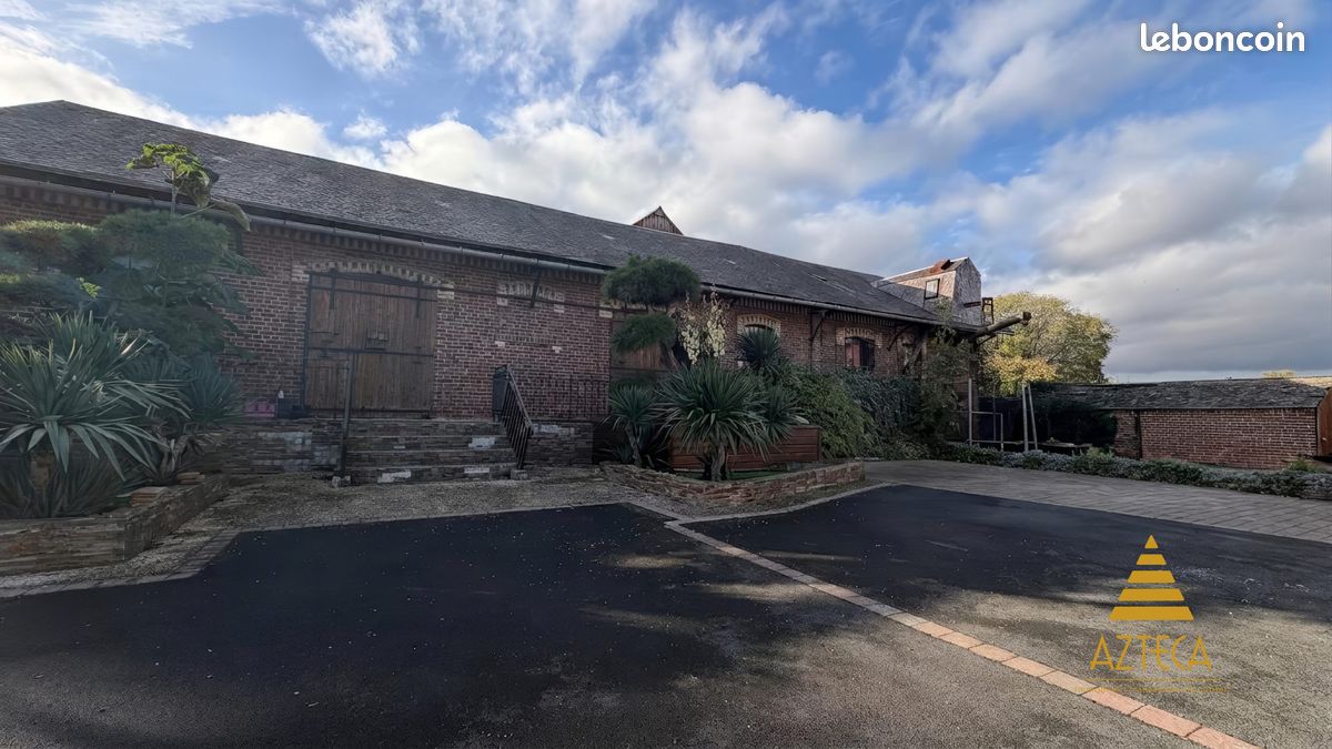 Maison 7 pièces 183 m² · à Cattenières · 183 m² · 204 000 €