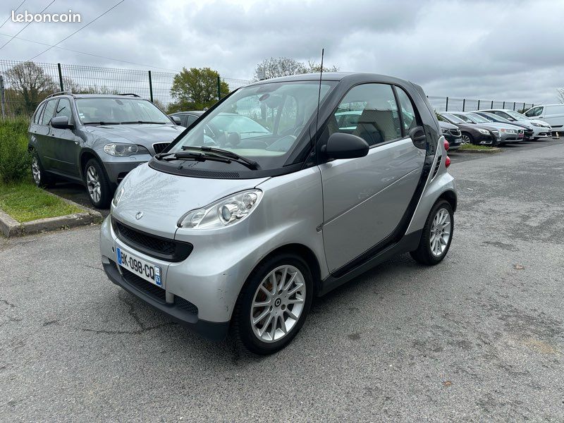 Smart Fortwo 1.0i MHD 71ch toit panoramique (image 2)