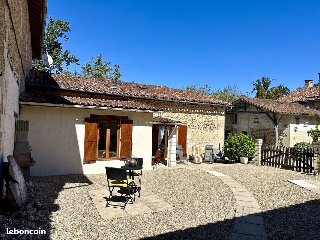 Maison 5 pièces 97 m² · à Aubeterre-sur-Dronne · 97 m² · 129 600 €