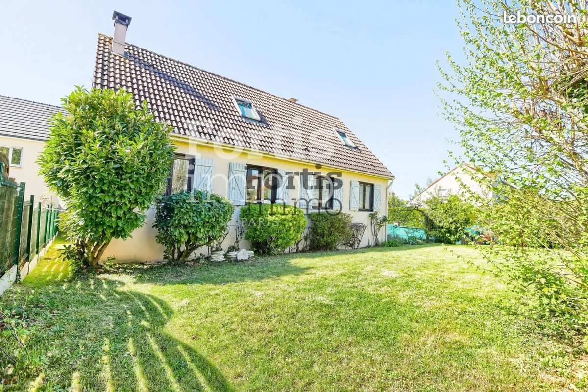 Maison 5 pièces 140 m² · à Saint-Michel-sur-Orge · 140 m² · 329 000 €
