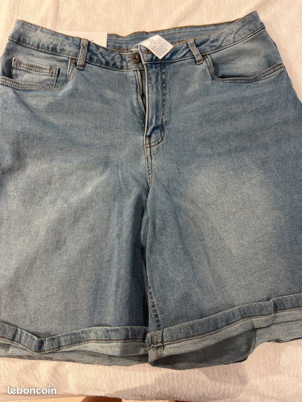 Short jeans (image 1)