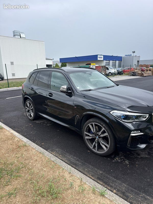 X5 m50d (image 1)