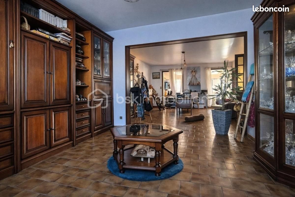 Maison 6 pièces 200 m² · au Havre · 200 m² · 242 000 €