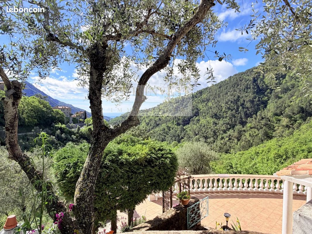 Maison 4 pièces 130 m² · à Menton · 130 m² · 596 000 €