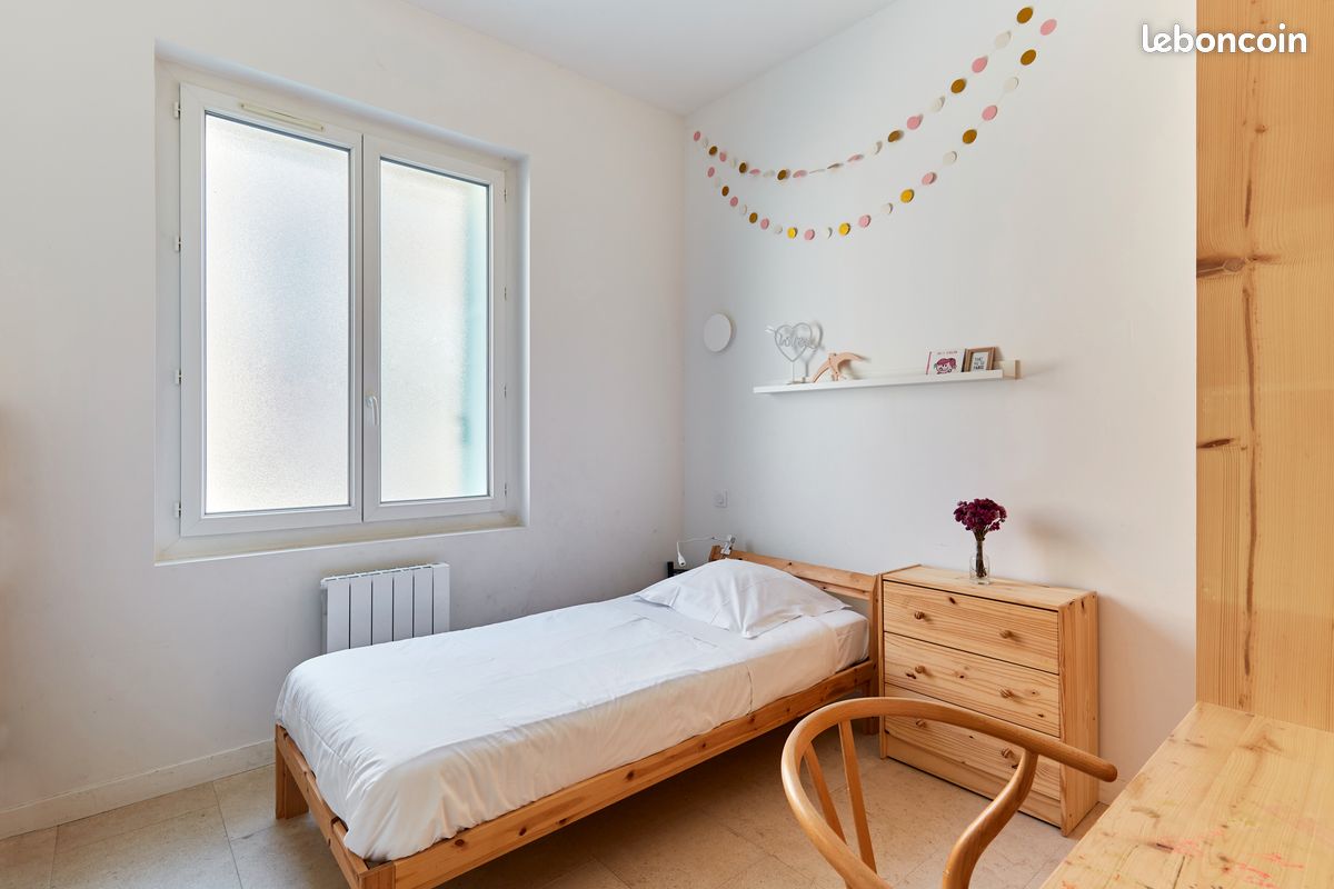 Aix centre-ville – Appartement familial T5 de 142 m² avec 2 parkings (dont 1 box), cave (image 14)