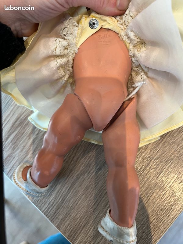 ANCIENNE POUPEE BELLA 34 cm EN RHODOID ANNEES 60 EUR 29,99 - FR
