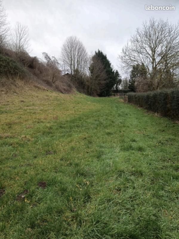 Terrain 2 472 m² Londinieres · à Londinières · 44 500 €