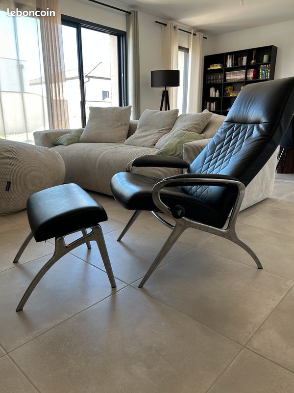 Fauteuil Stressless You + repose-pieds cuir (image 2)