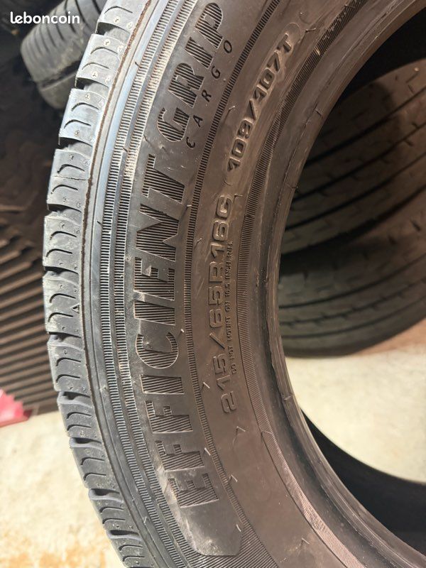 4 pneus Goodyear 215 65 r16 c (image 1)