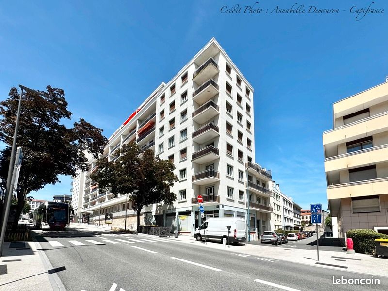 Appartement 4 pièces 93 m² · à Clermont-Ferrand · 93 m² · 165 000 €