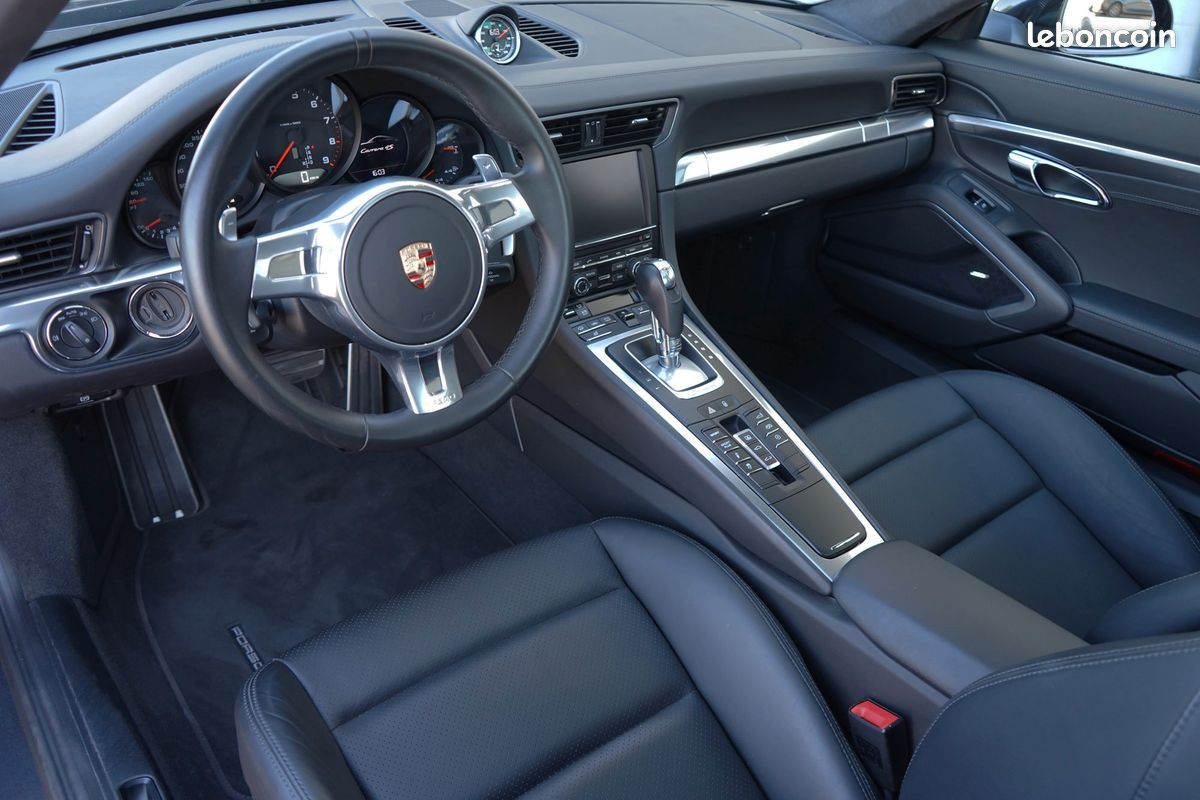 Porsche 991.1 Carrera 4S PDK Noir Basalte Métallisé Intérieur Full Cuir noir Pack Chrono Sport Plus Sièges Sport Plus adaptatifs chauffants Régulateur de vitesse Echappement Sport à Valves (image 10)
