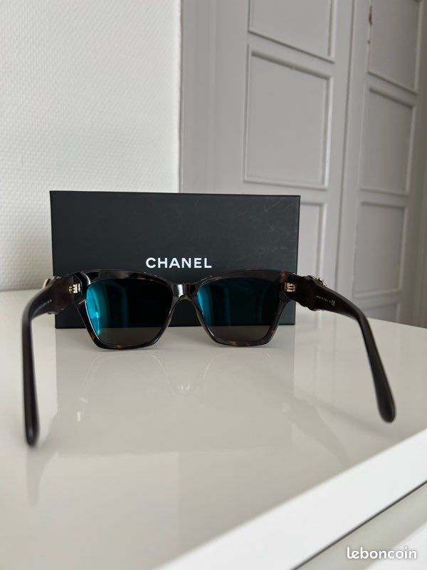 Lunettes de soleil Chanel oversize écaille (image 3)